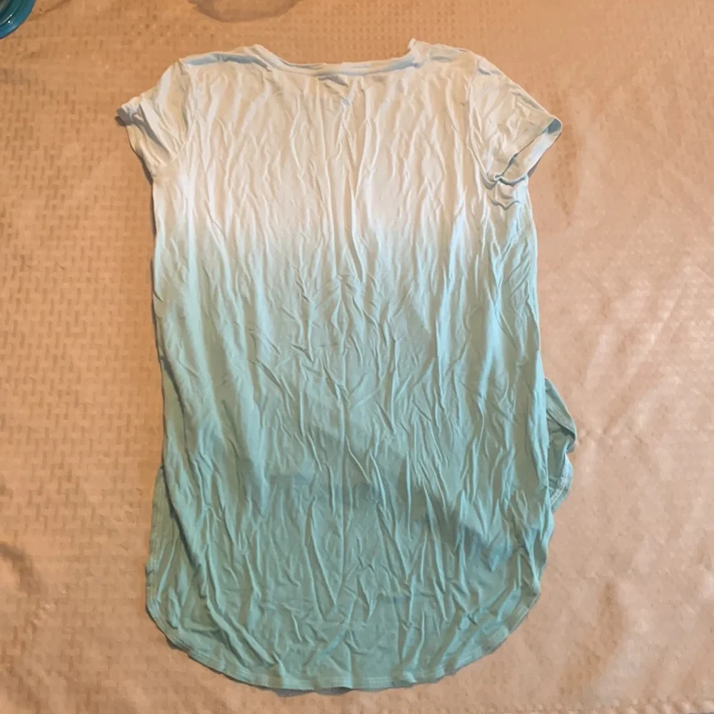 Old Navy Large T-Shirt (10/12)‎